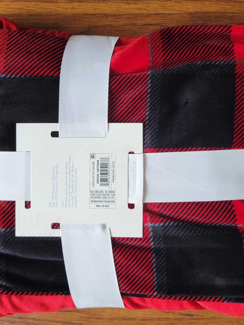Stars Above Red Henley Top with Red & Black Plaid Lounge Pants Size SMALL - Picture 6 of 7